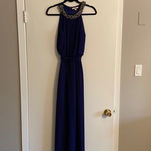 Blue maxi dress with collar